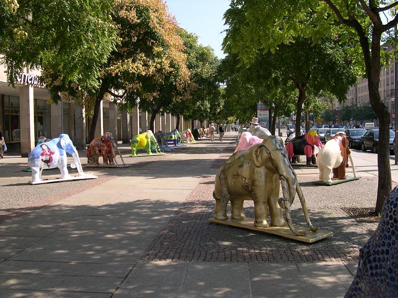 2004-09-02, Elefanten Wilsdruffer Straße (1).JPG